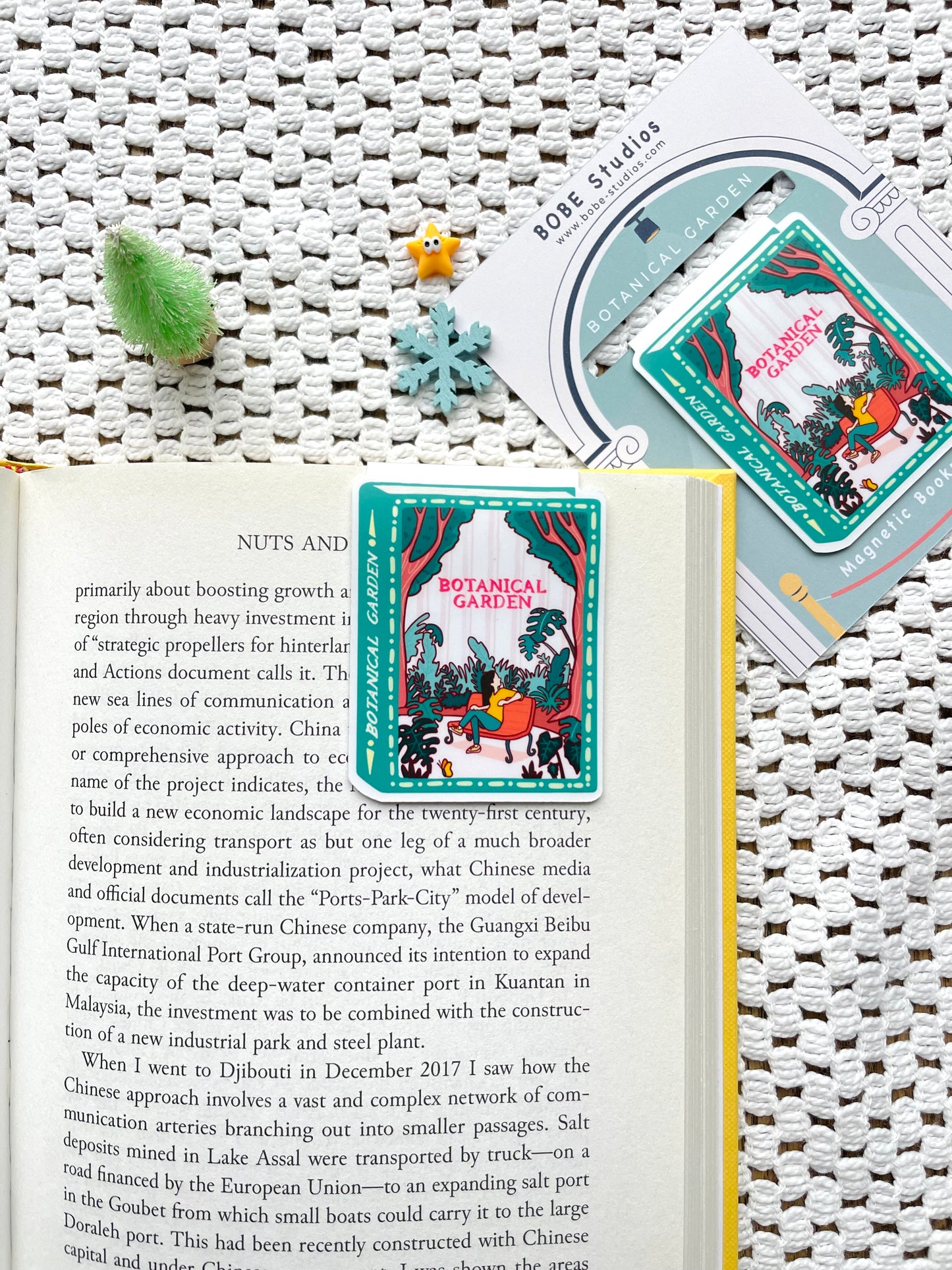 Botanical Garden Magnetic Bookmark